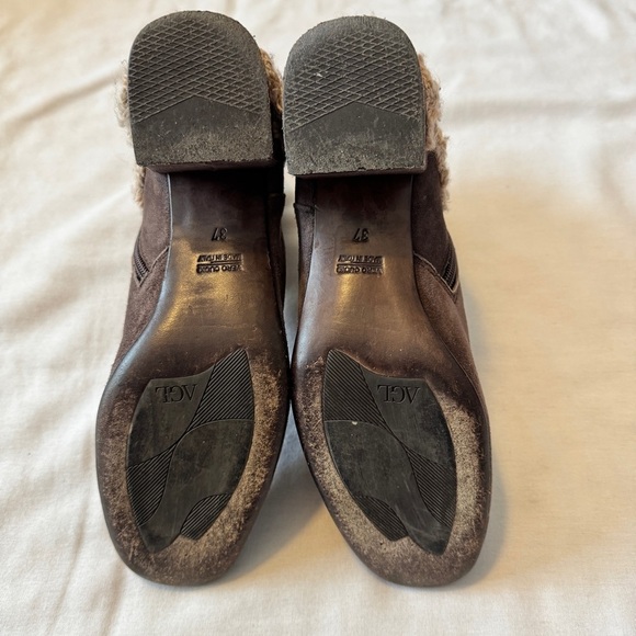 AGL 37 (US 7) Brown Suede Leather Floral Crochet Boots Booties ~ Boho Bohemian - Picture 8 of 10